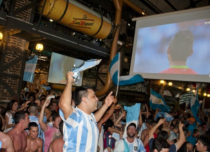 Best bars to watch a football match in Barcelona