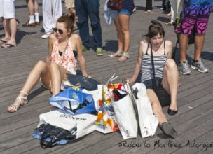 4 things tourists do that annoy locals in Barcelona