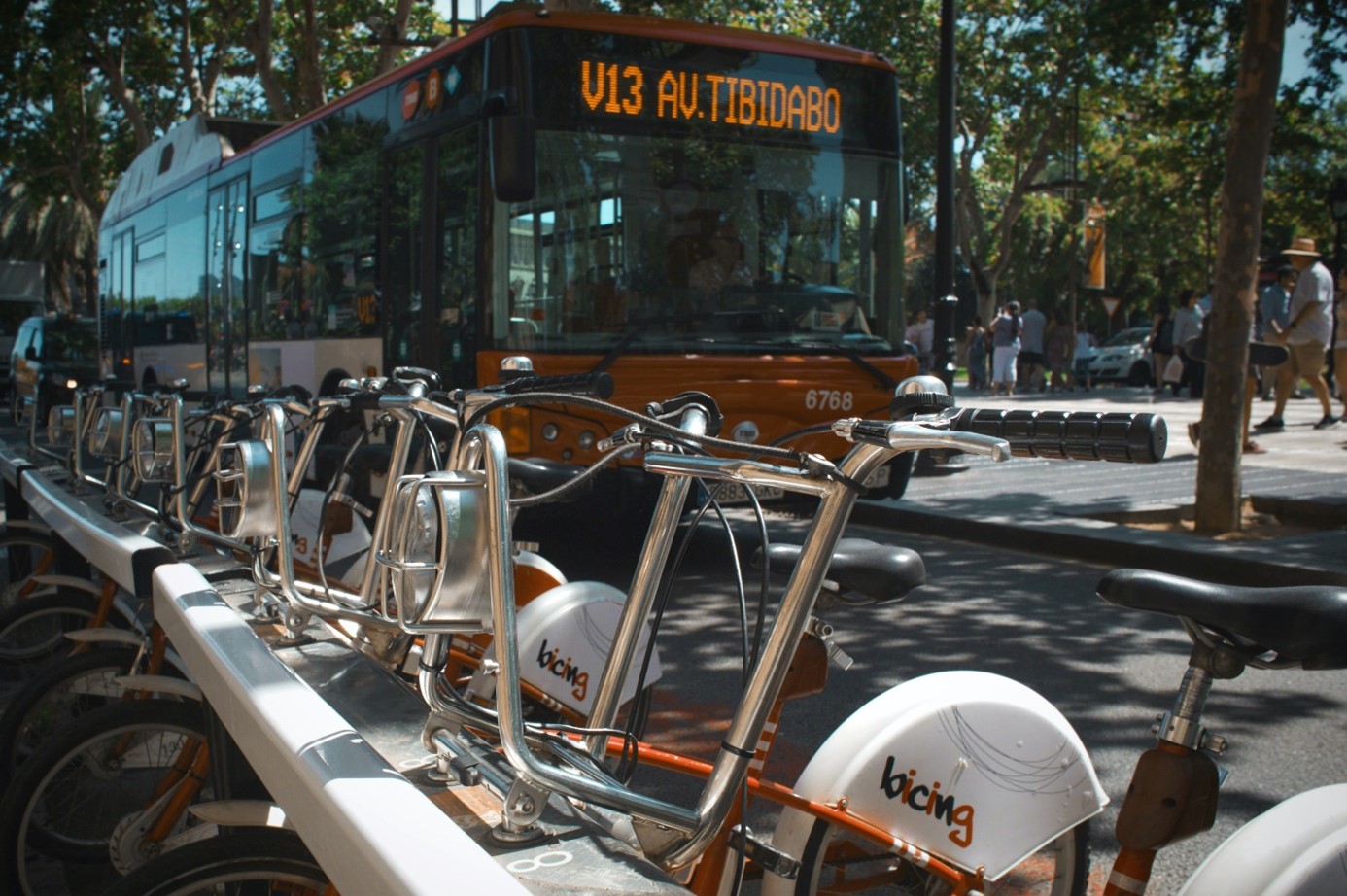 Please know there's different or more affordable ways to use transport in Barcelona